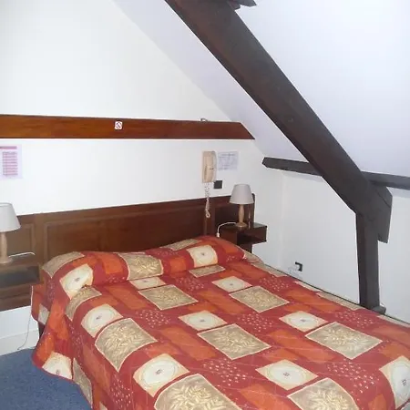 Hotel Au Week-end 2*