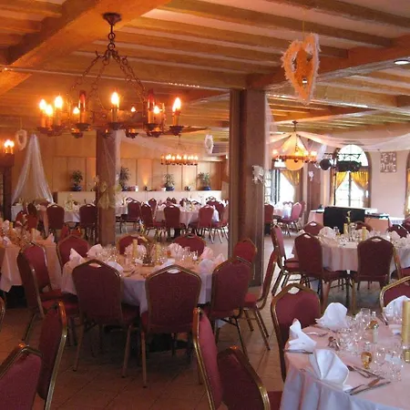 Au Week-end Hotel 2*